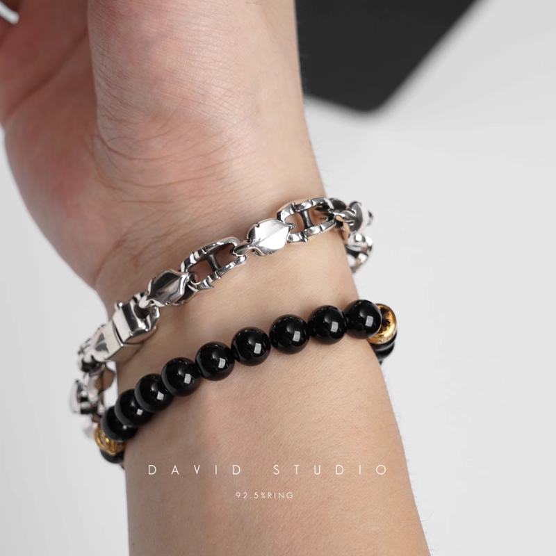 FLEUR TAIL PATTERN BRACELET