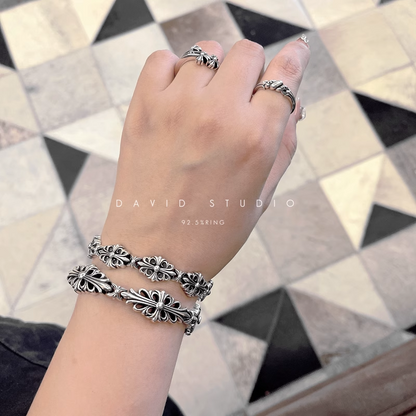 DOUBLE CROSS PATTERN BRACELET
