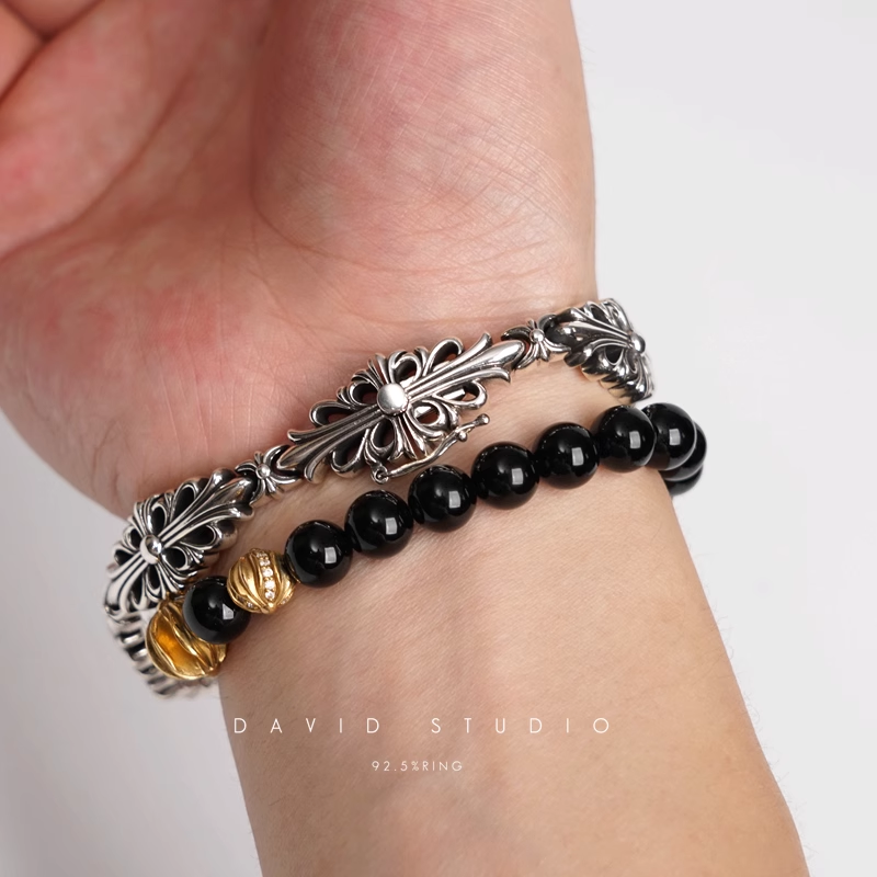 DOUBLE CROSS PATTERN BRACELET