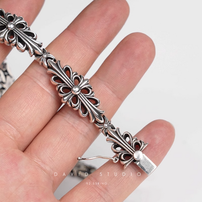 DOUBLE CROSS PATTERN BRACELET