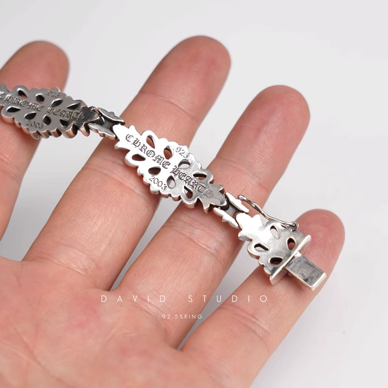DOUBLE CROSS PATTERN BRACELET