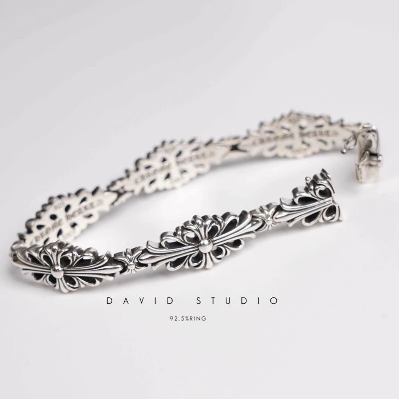 DOUBLE CROSS PATTERN BRACELET