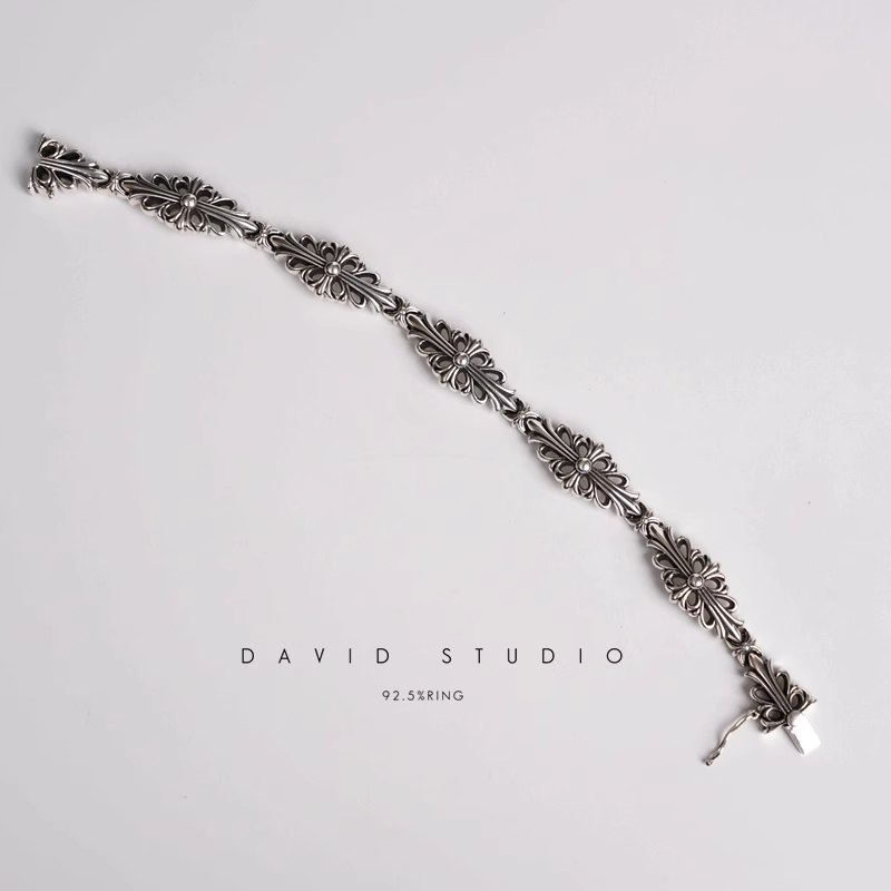 DOUBLE CROSS PATTERN BRACELET