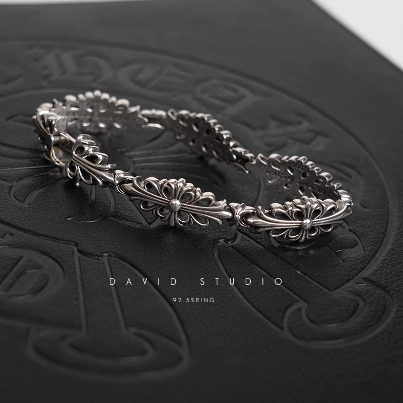 DOUBLE CROSS PATTERN BRACELET