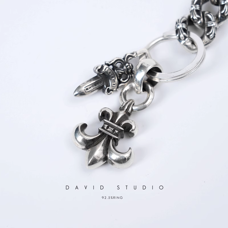 FANCY LINK KEY CHAIN WITH BS FLEUR AND DAGGER KEY RING