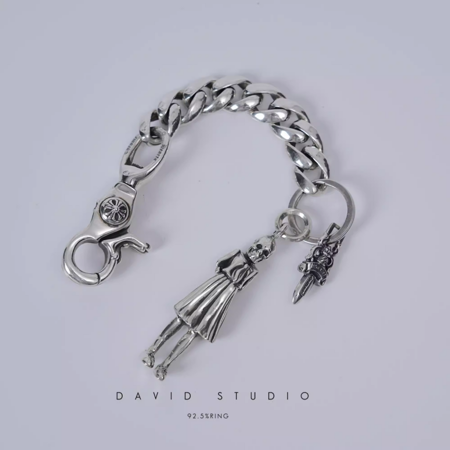 9 LINK KEY CHAIN WITH FOTI SKIPPY AND DAGGER KEY RING
