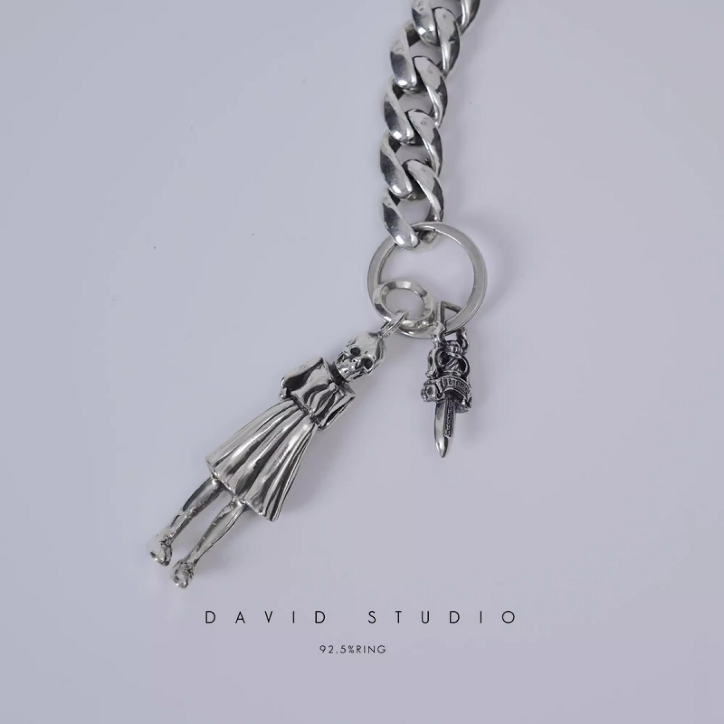 9 LINK KEY CHAIN WITH FOTI SKIPPY AND DAGGER KEY RING