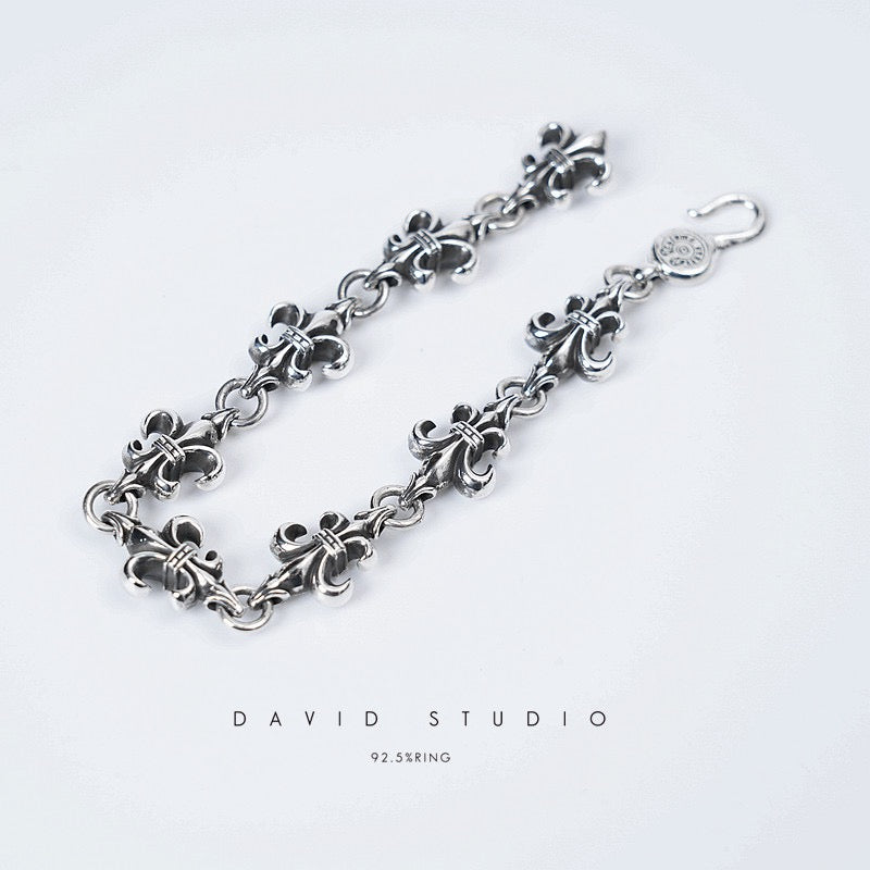 BS FLEUR CROSS CUT OUT LINK BRACELET