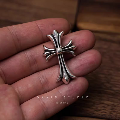SMALL CROSS PENDANT