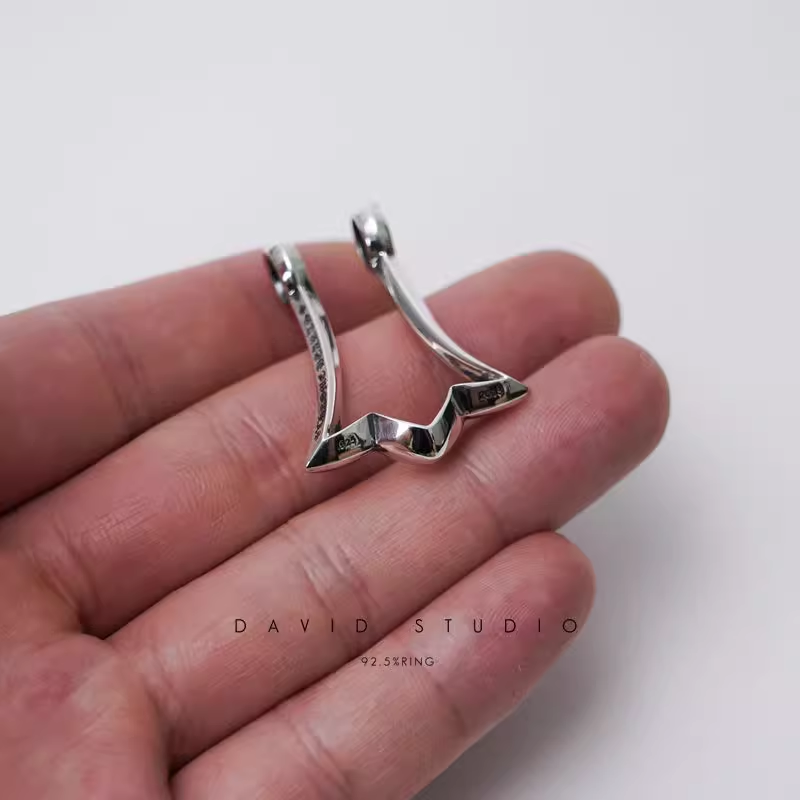 RING CATCH PENDANT