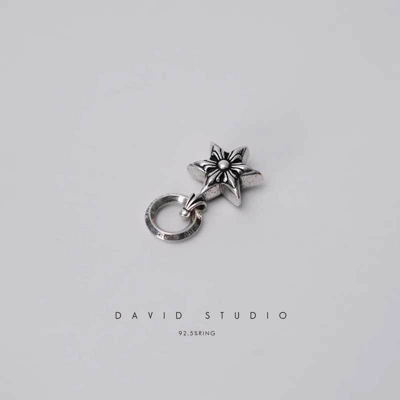 STAR CHARM