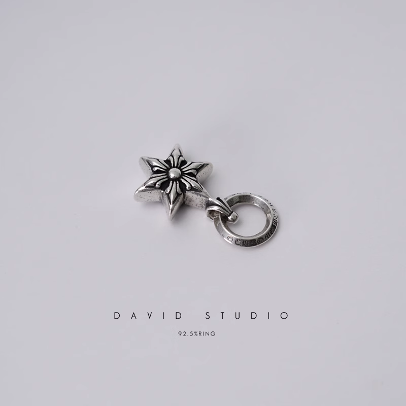 STAR CHARM