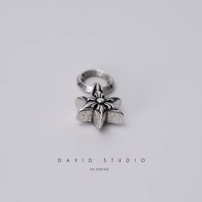 STAR CHARM