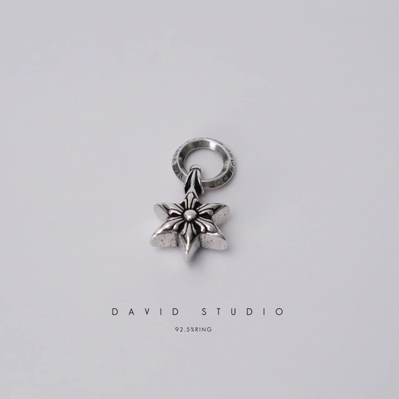 STAR CHARM