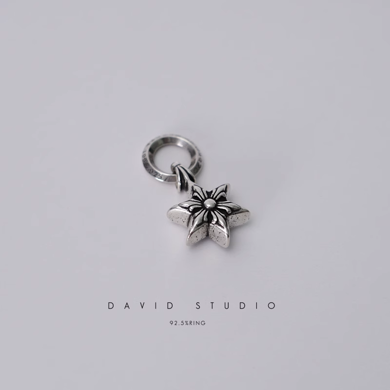 STAR CHARM