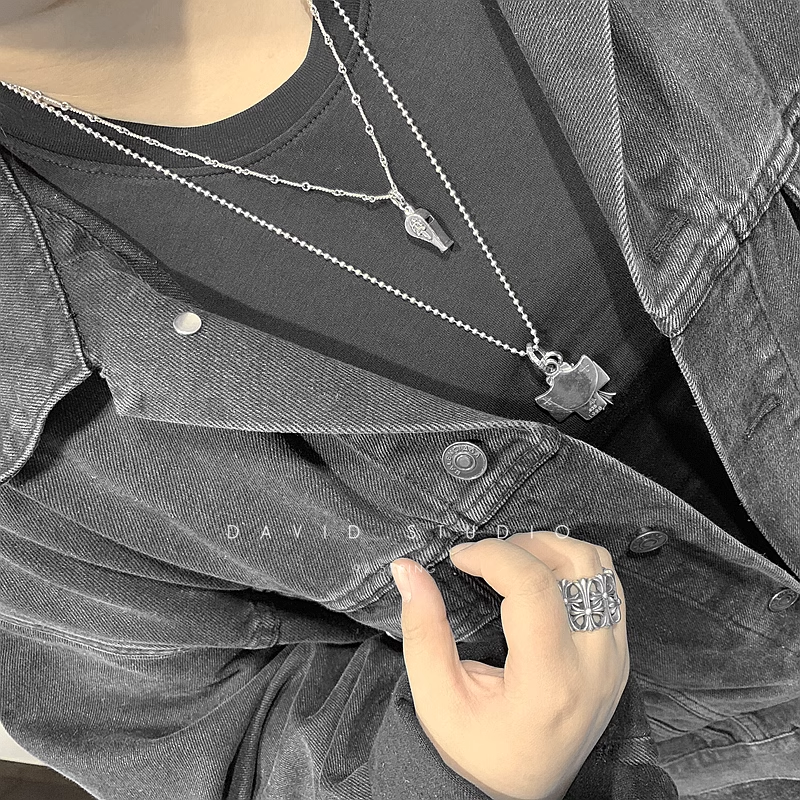 MINI DAGGER WHISTLE PENDANT – TWIST CHAIN