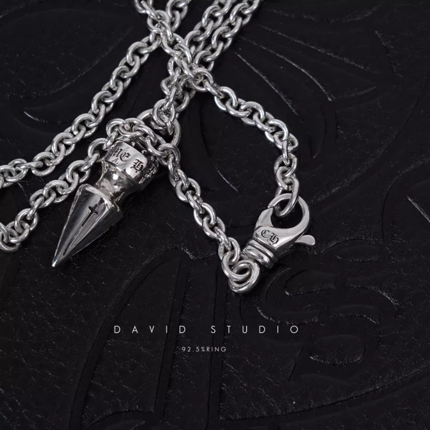 SPIKE PENDANT – ROLL CHAIN
