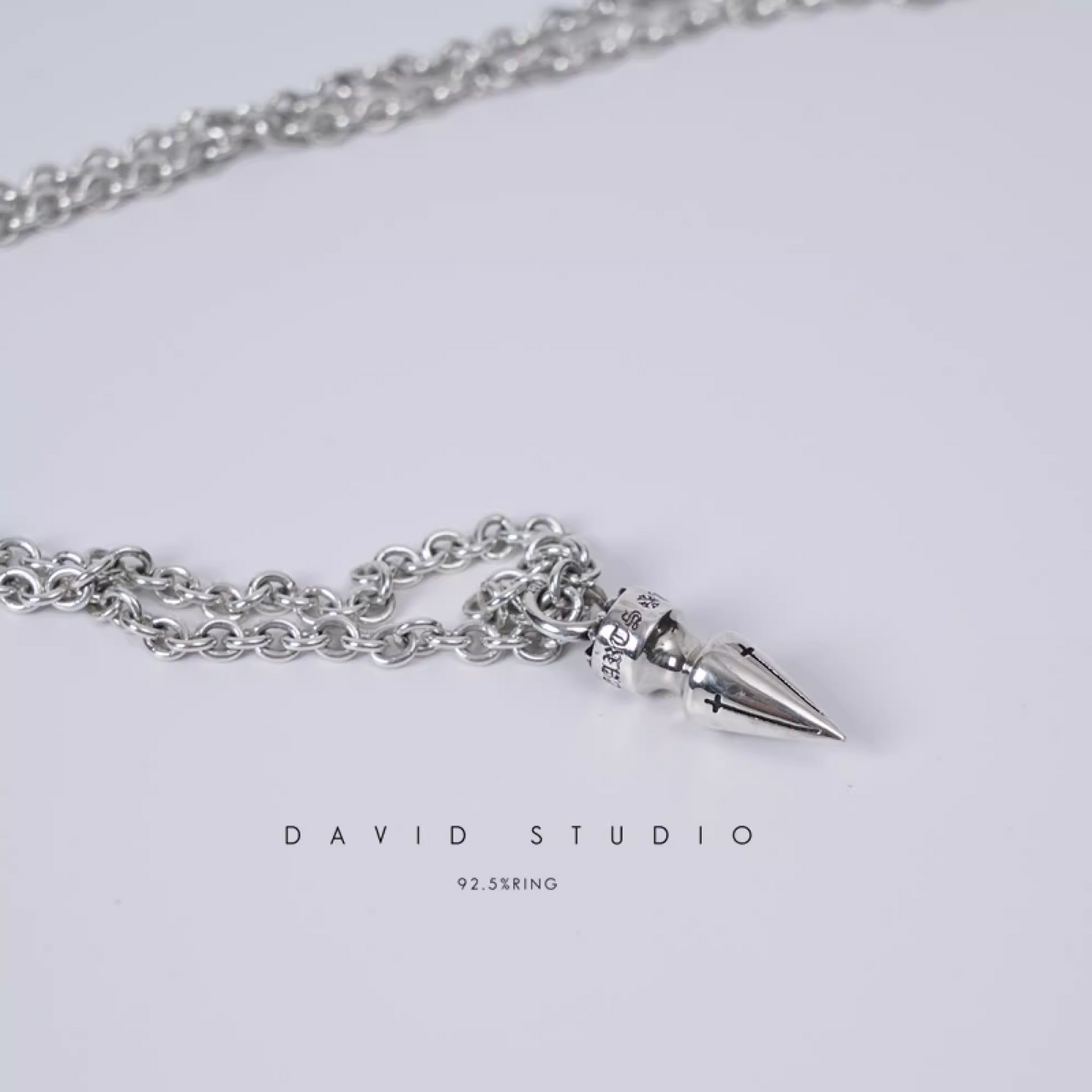 SPIKE PENDANT – ROLL CHAIN