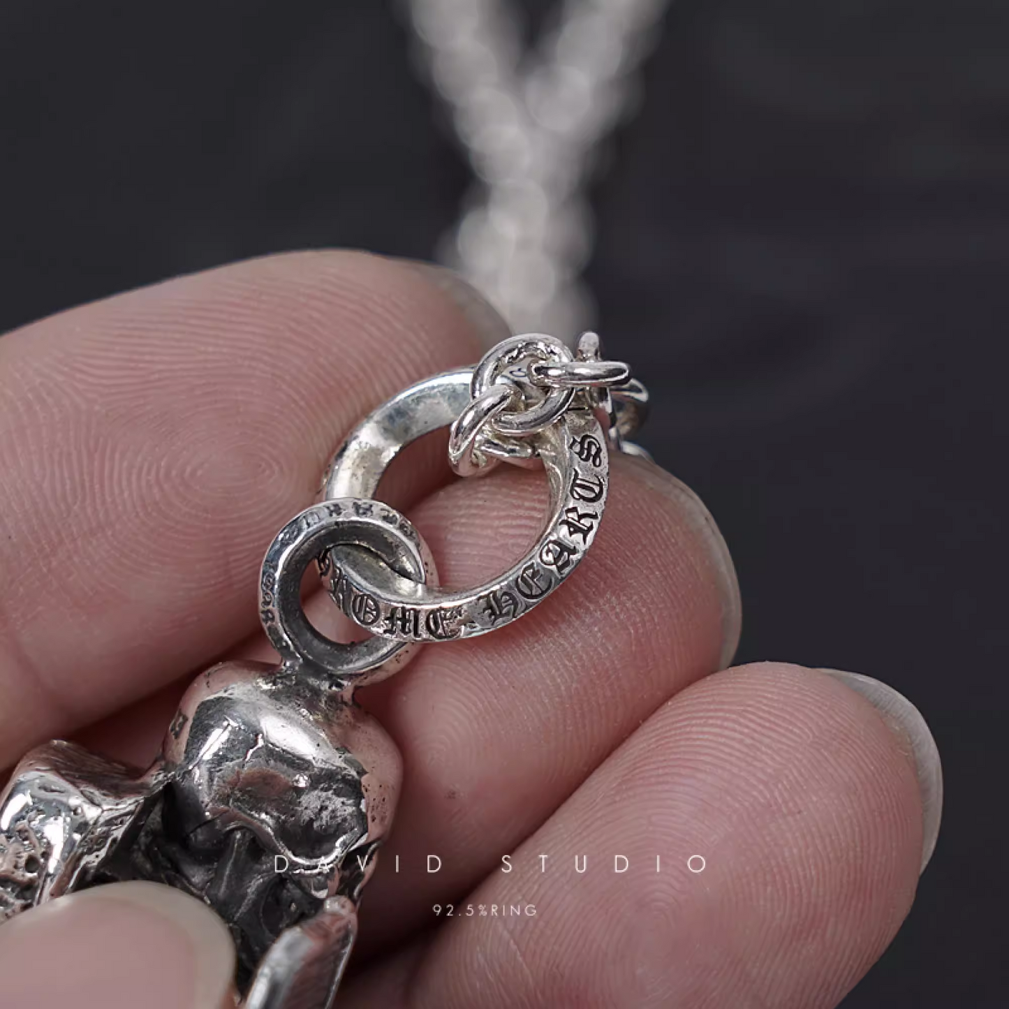 FOTI ASTRONAUT PENDANT – ROLL CHAIN
