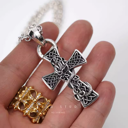 CELTIC CROSS PENDANT – ROLL CHAIN