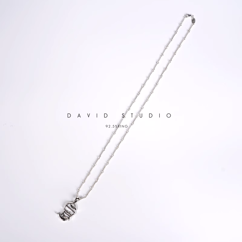 CH Logo Pendant – Twist Chain | David Studio – David_Studio