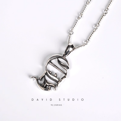 CH LOGO PENDANT – TWIST CHAIN