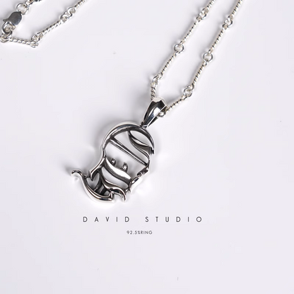 CH LOGO PENDANT – TWIST CHAIN