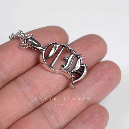 CH LOGO PENDANT – ROLL CHAIN