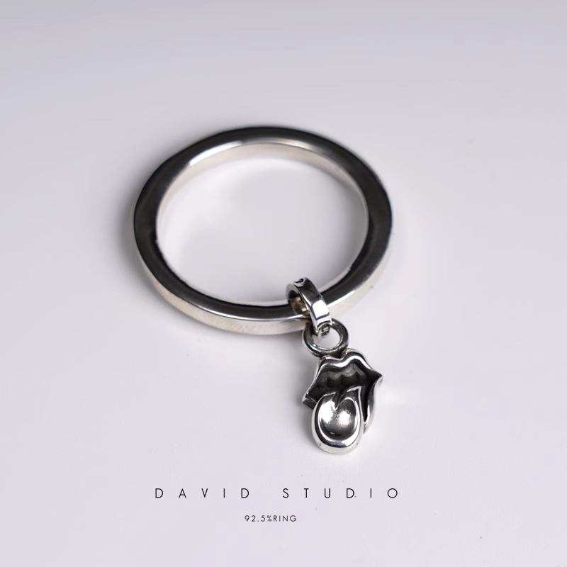 ROLLING STONES TONGUE NTFL RING