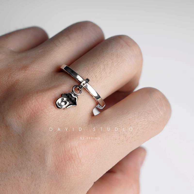ROLLING STONES TONGUE NTFL RING