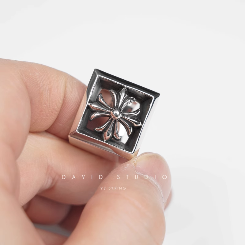 SQUARE CH PLUS RING