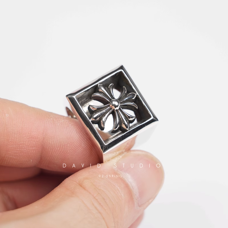 SQUARE CH PLUS RING