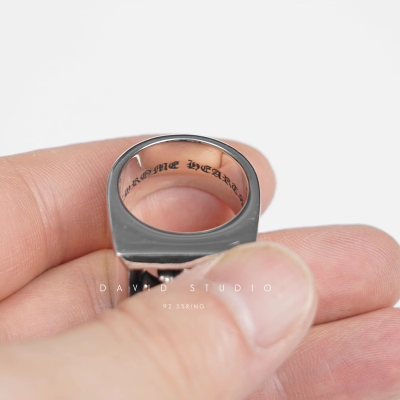 SQUARE CH PLUS RING