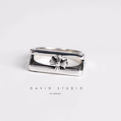 CHROME HEARTS MOVABLE CROSS RING