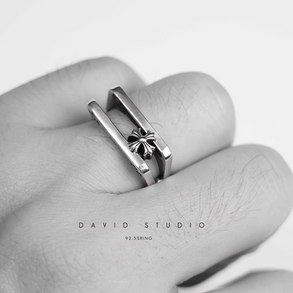CHROME HEARTS MOVABLE CROSS RING