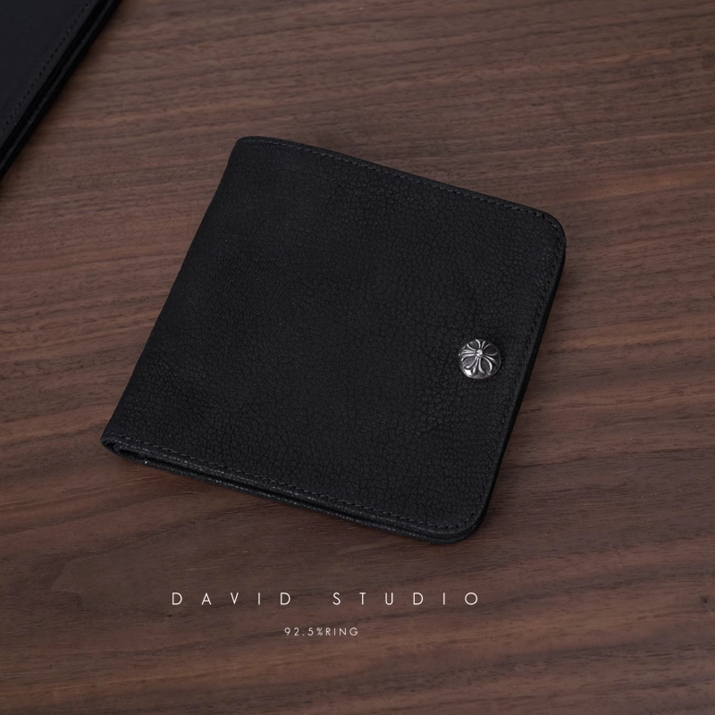 SNAP CROSS BUTTON SHEEPSKIN WALLET