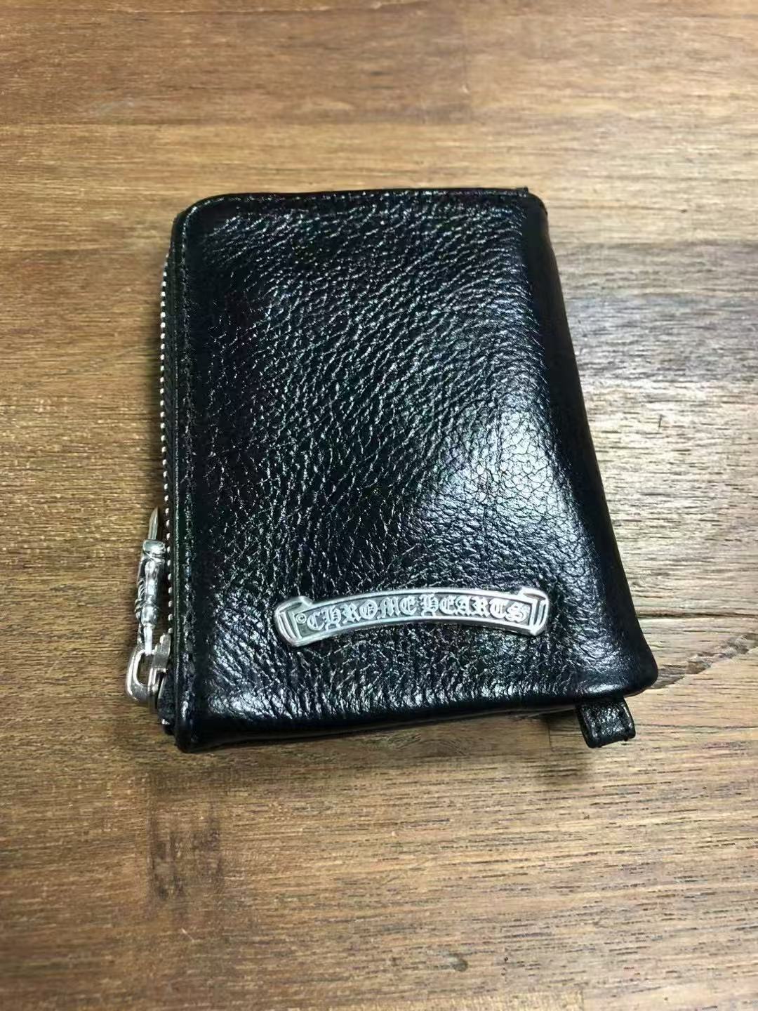 DOUBLE DAGGER ZIP CROSS WALLET