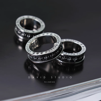 TINY CH PLUS SPINNER RING