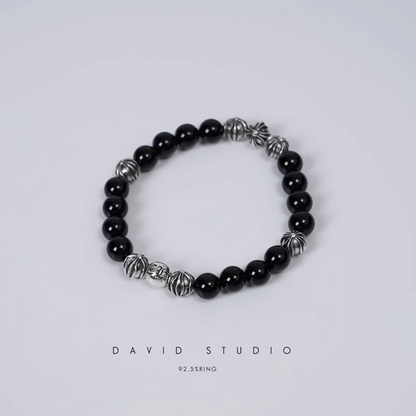 ONYX BEAD BRACELET 8MM (8 SILVER BEADS)