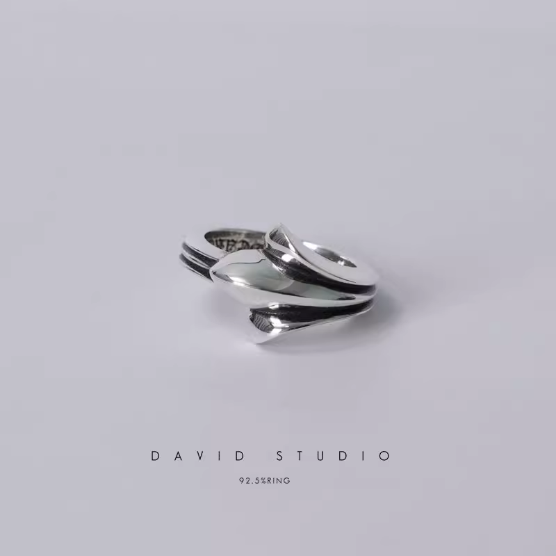720 HALF CROSS TAIL RING
