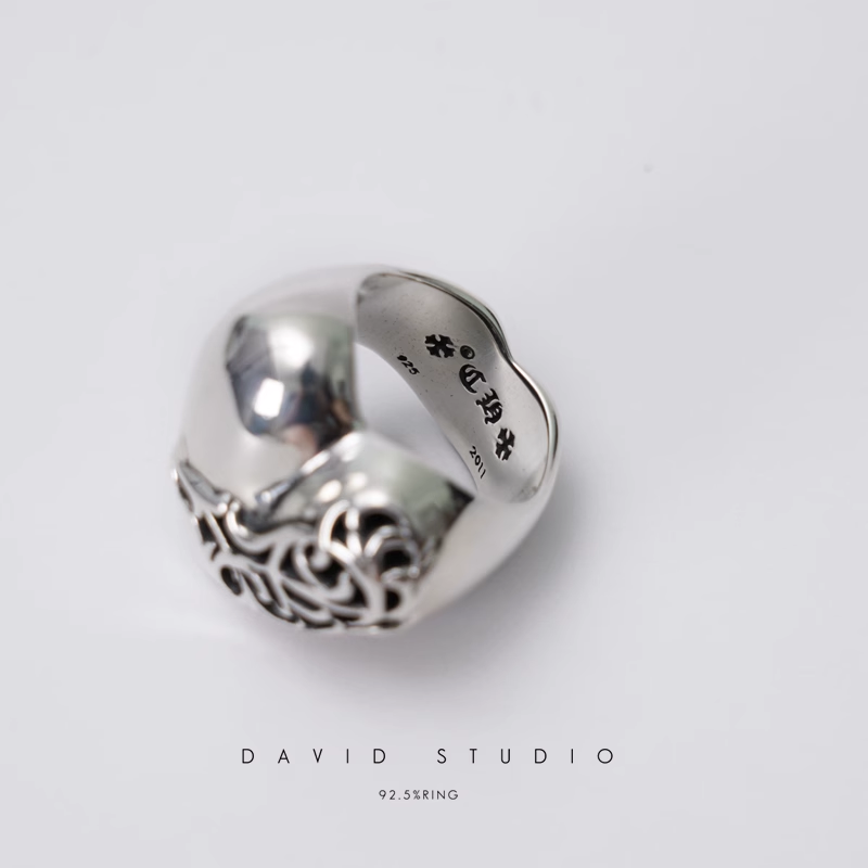 HEART RING