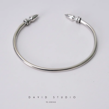 SKINNY SPIKE CUFF