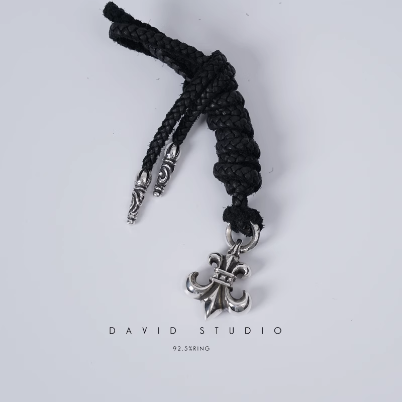 BS FLEUR CHARM – LEATHER BRAID