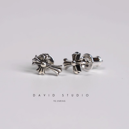CROSS EARRINGS – CLASSIC