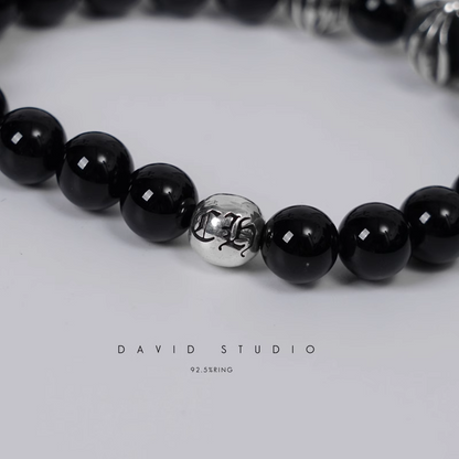 ONYX BEAD BRACELET 8MM (4 SILVER BEADS)