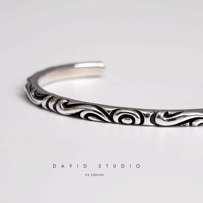 SCROLL BAND CUFF