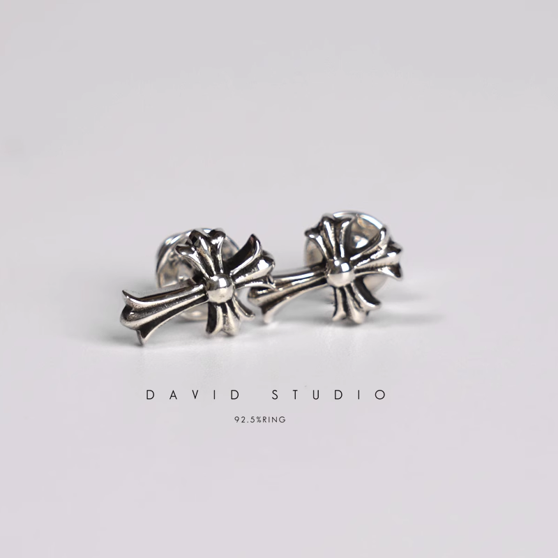 CROSS EARRINGS – CLASSIC