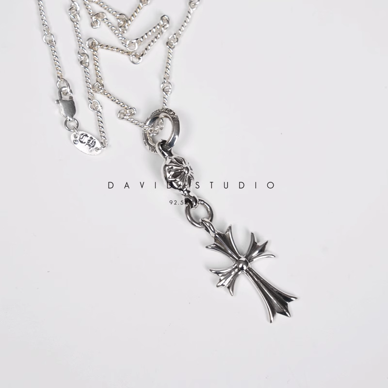 CROSS BALL PENDANT – TWIST CHAIN