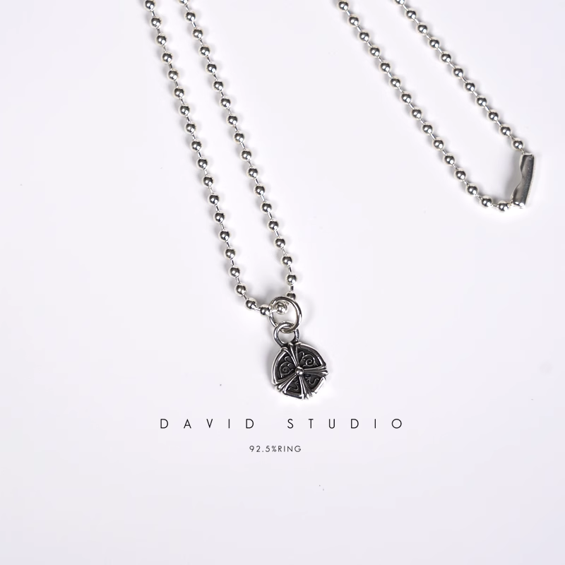 CH PLUS VINE CHARM – BALL CHAIN