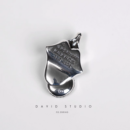ROLLING STONES TONGUE & LIP PENDANT WITH DIAMOND